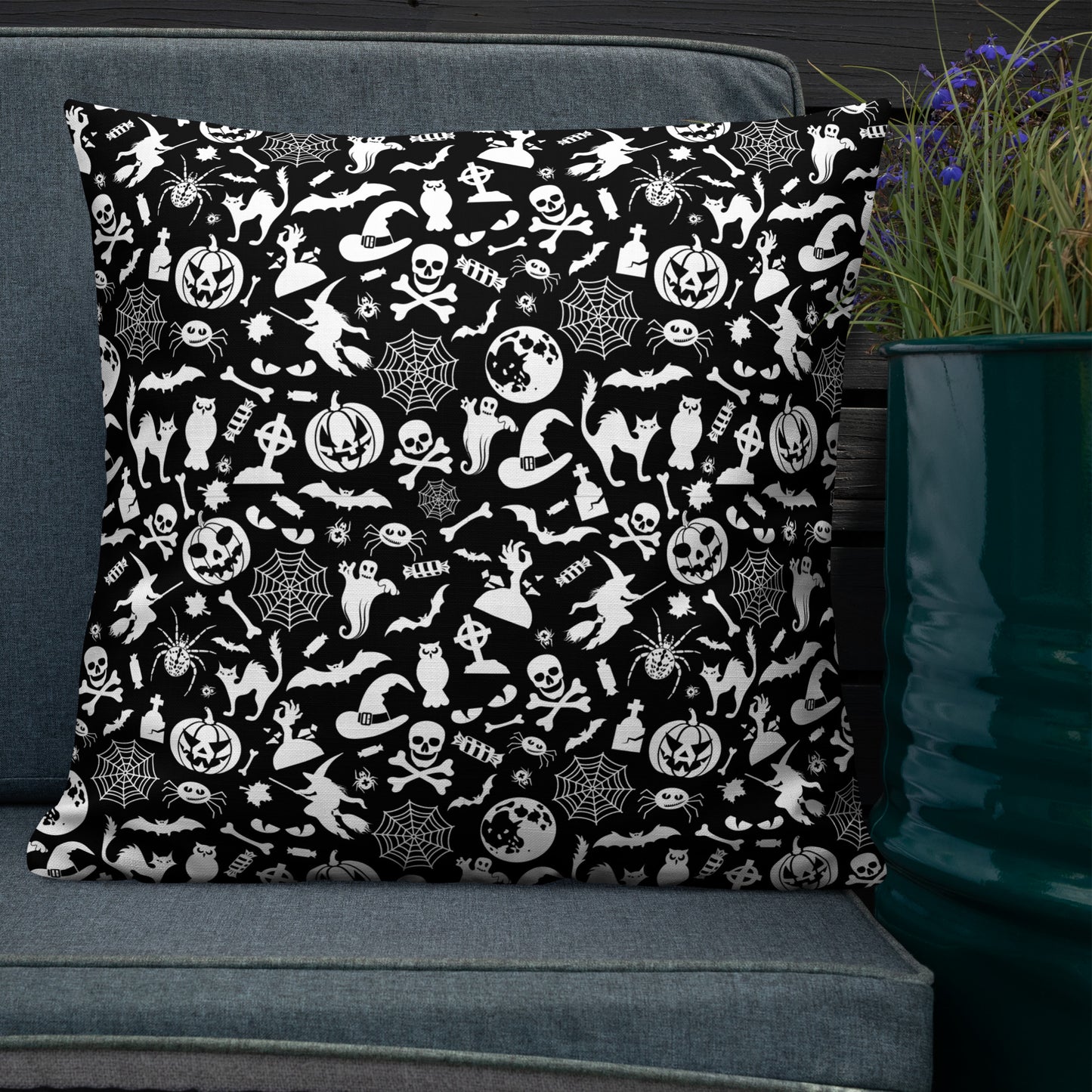 Halloween Throw Pillow